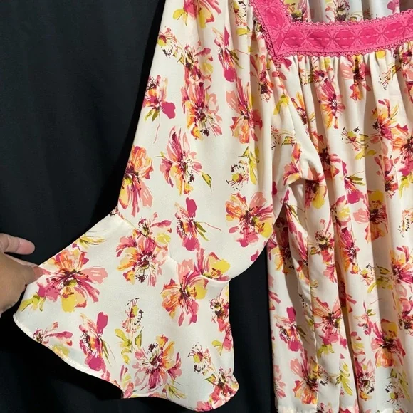 The Pioneer Woman Laced Square Neck Flutter Sleeve Floral Pink Blouse size 2X - Picture 4 of 6
